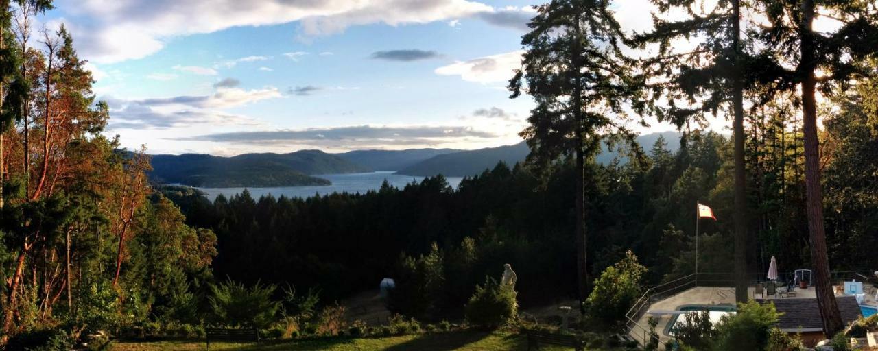 Rae Leigh Heights BnB Saanichton Exterior foto