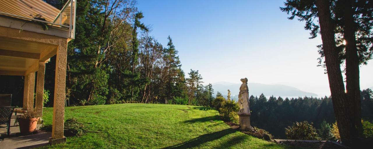 Rae Leigh Heights BnB Saanichton Exterior foto